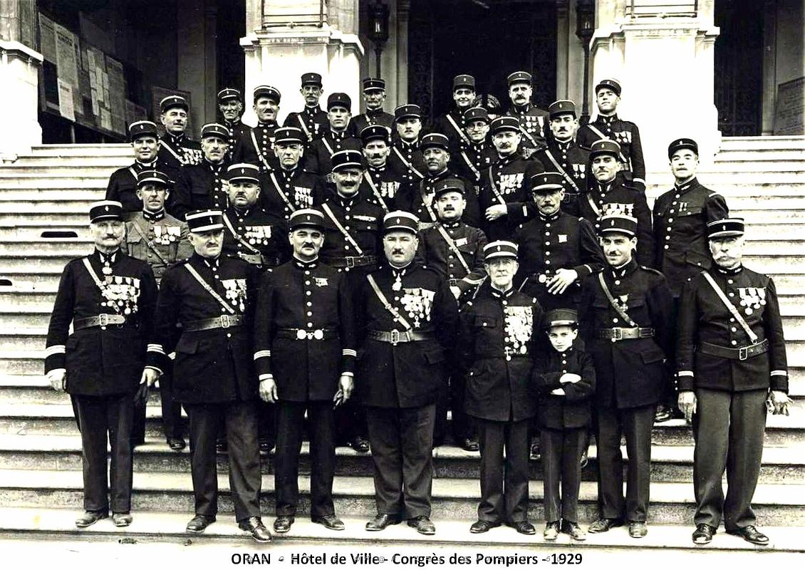 Oran - Hotel de Ville - Congres des Sapeurs pompiers en 1929 .jpg
